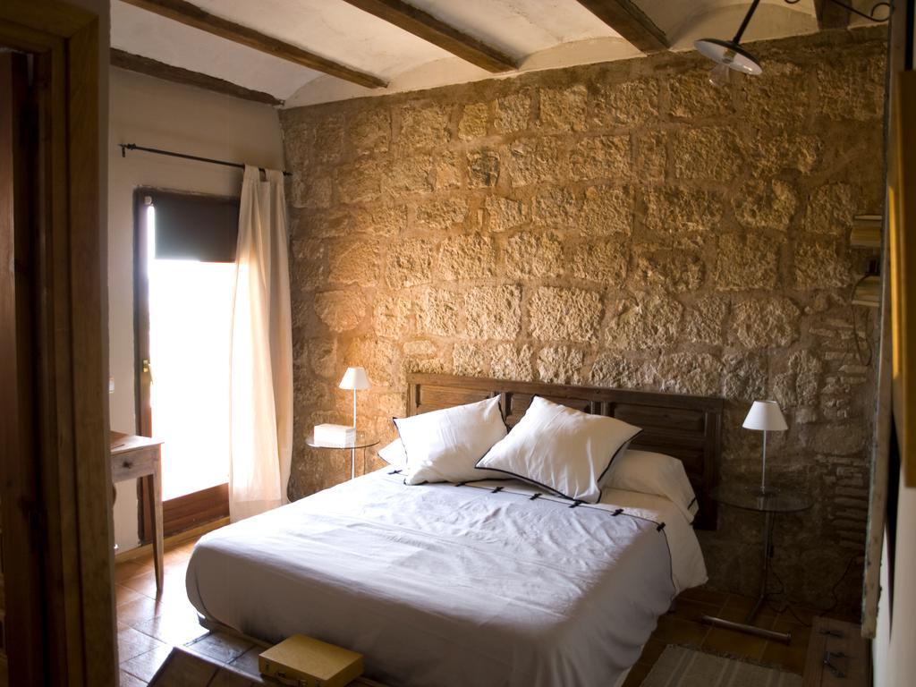 Castillo De Grisel Bilik gambar