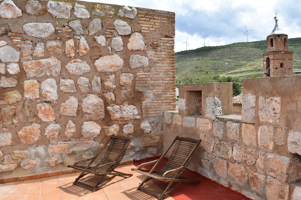 Castillo De Grisel Luaran gambar