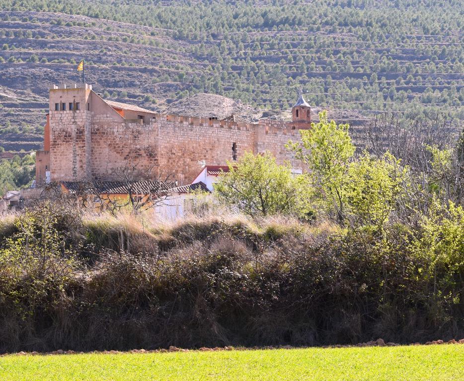 Castillo De Grisel Luaran gambar